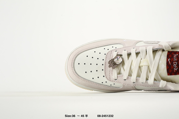 ナイキ靴細部ディテール